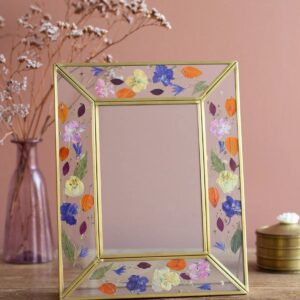 Fotolijst met gedroogde bloemen