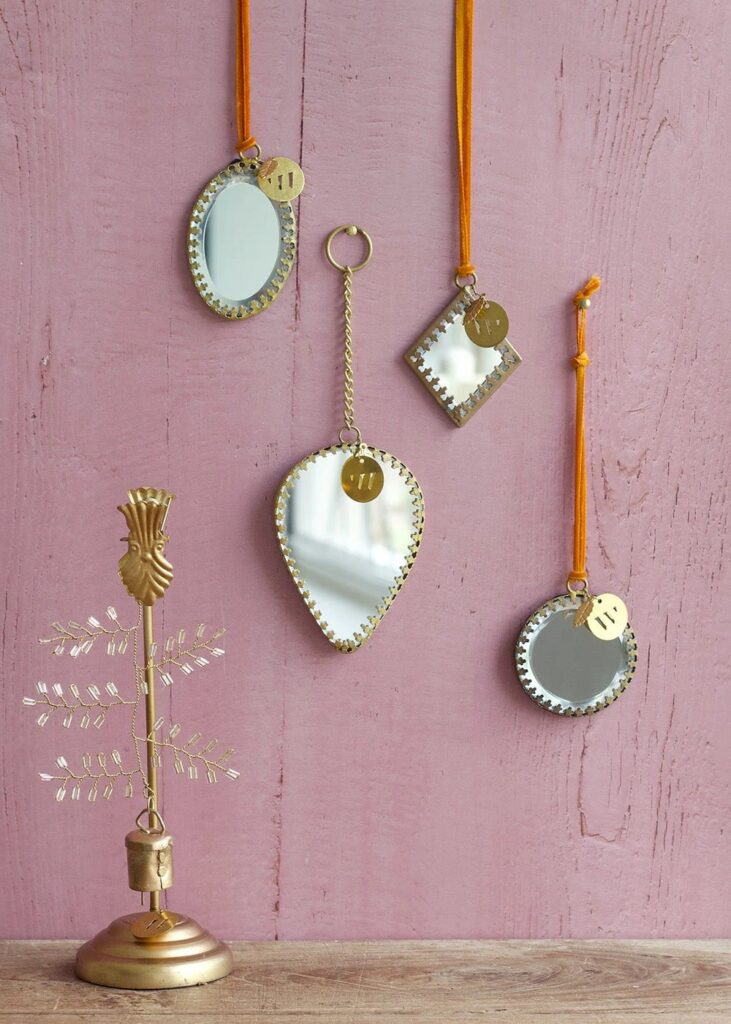 Ovale Spiegel Ornament